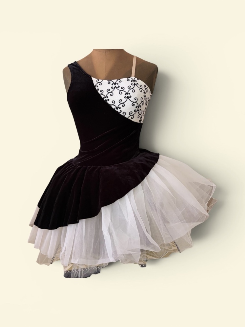 🖤 Luxury Asymmetrical Black Velvet Ballet Tulle  with Arm Puffs  & Rhinestones